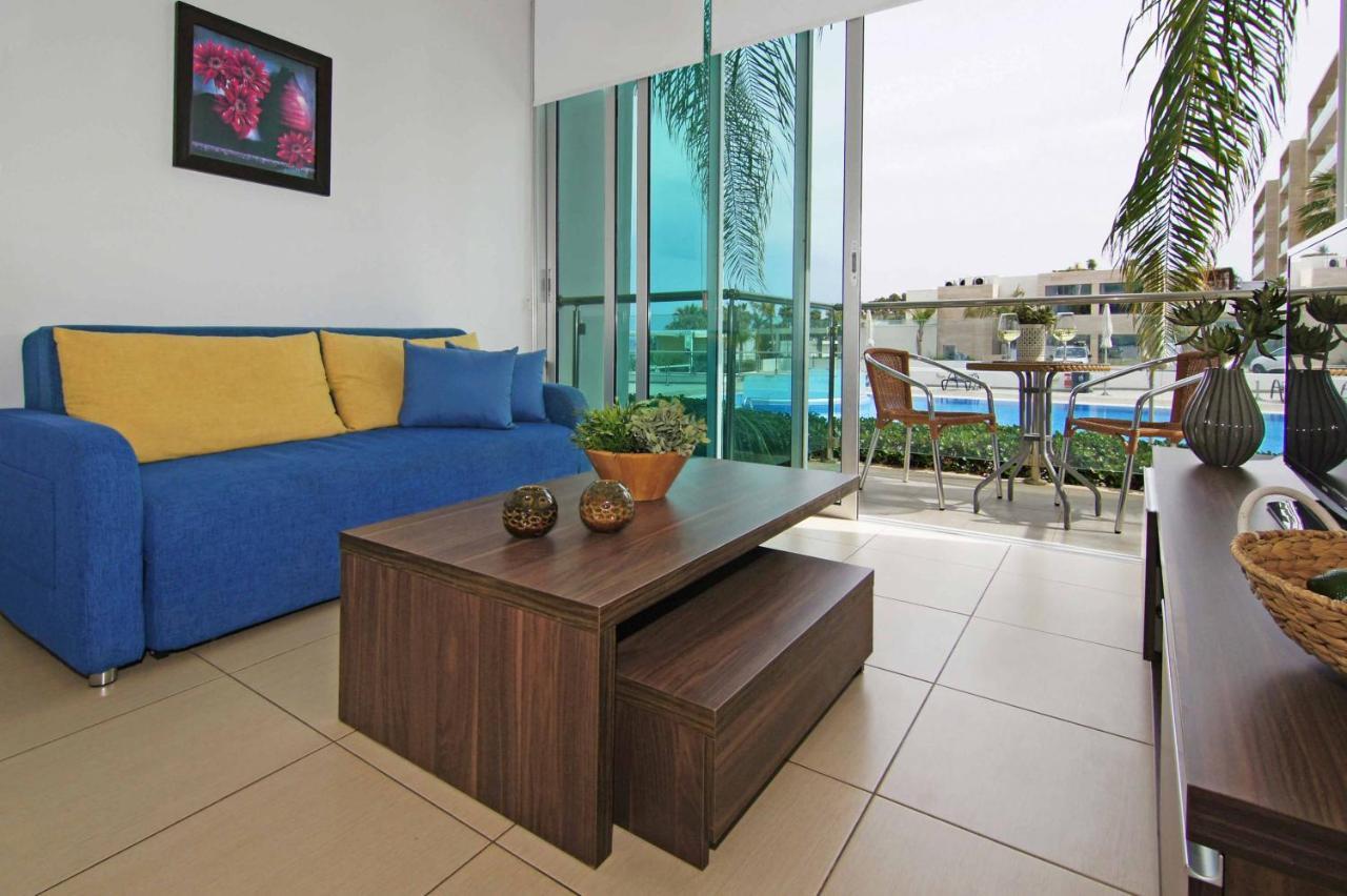 Diana - Coralli Beachfront Apartment Protaras Exterior photo