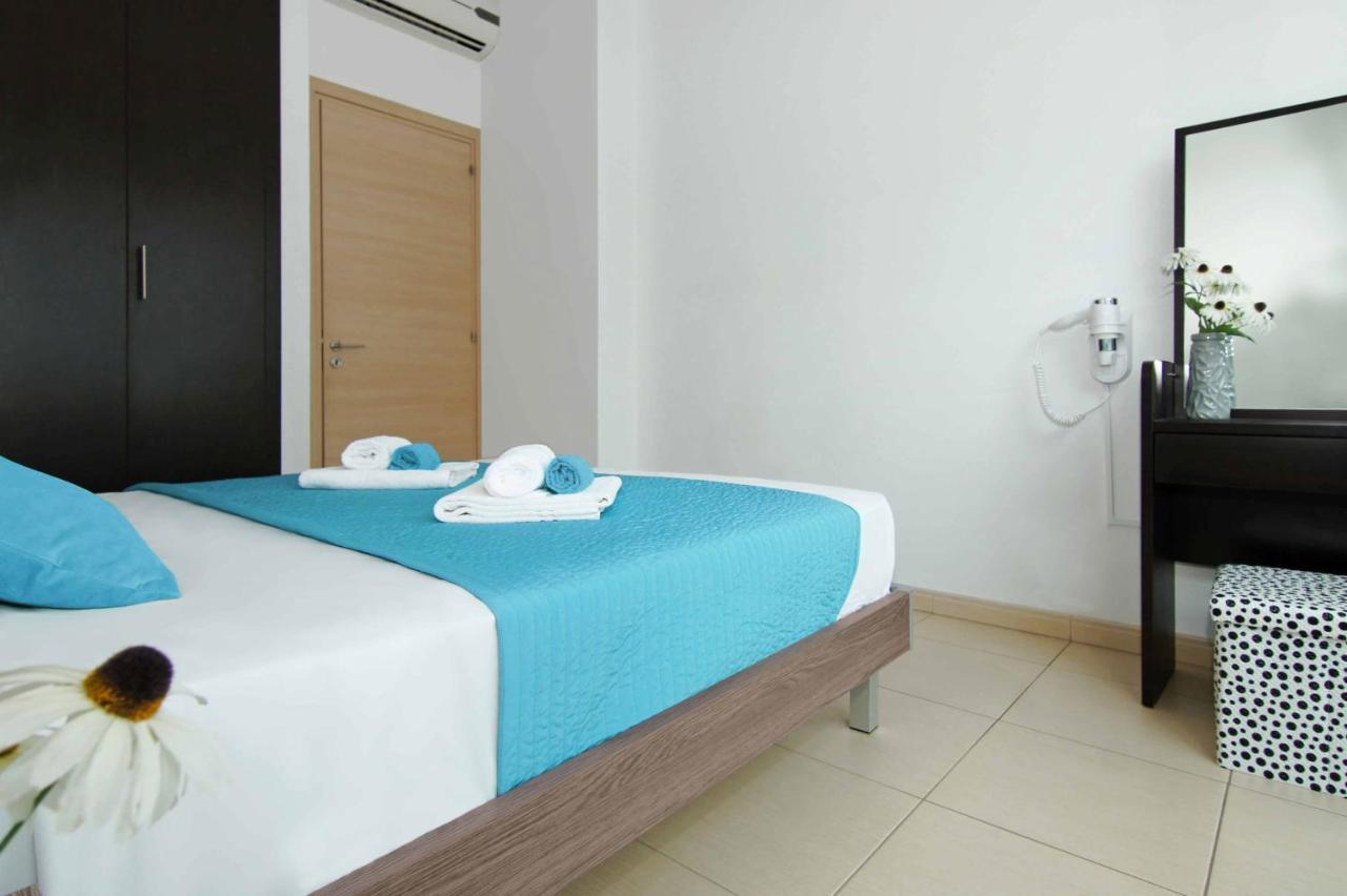 Diana - Coralli Beachfront Apartment Protaras Exterior photo